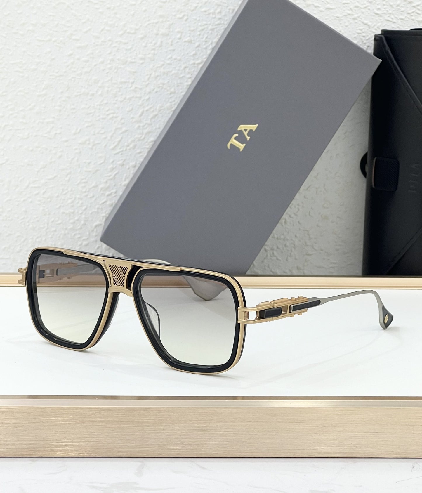 Cross-border Fashion Light Luxury Metal Toad Frame Vacation Trendy Men and Women Sunglasses Party Photo TOP Sunglasses DTS460